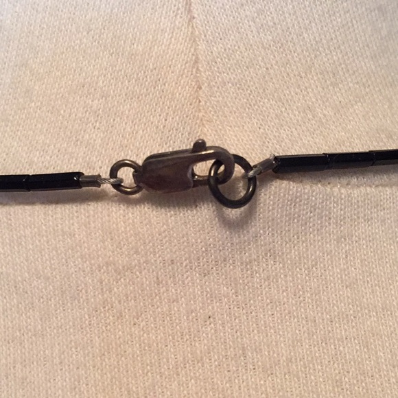 Clear, black, & dotted glass beaded necklace - Picture 3 of 7